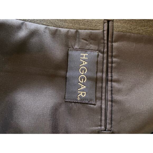 Haggar Made in the USA Polyester Rayon Blend Navy Blue Suit - Picture 5 of 8